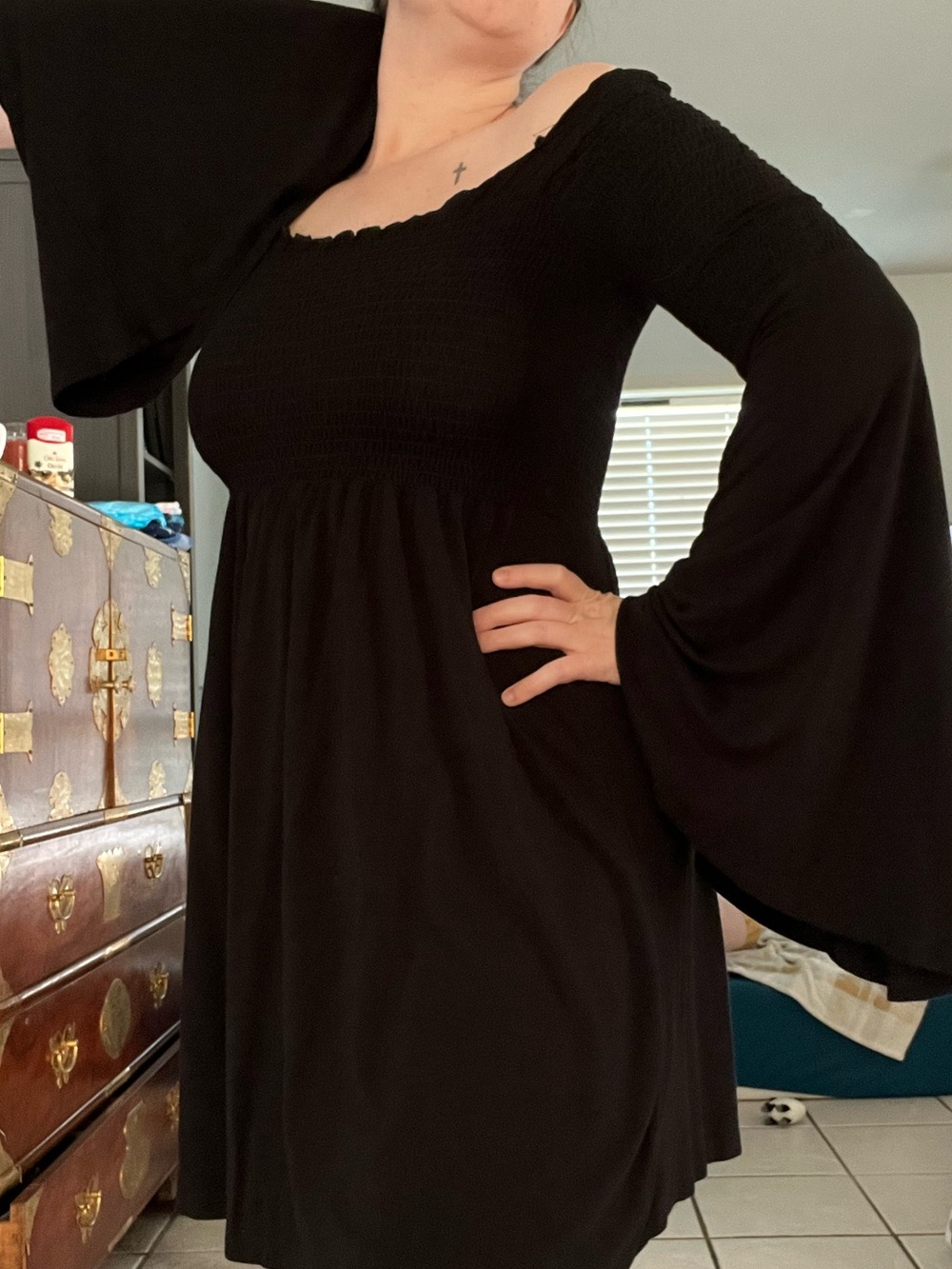 FOXBLOOD Bell sleeve dress - Picture 5 of 5